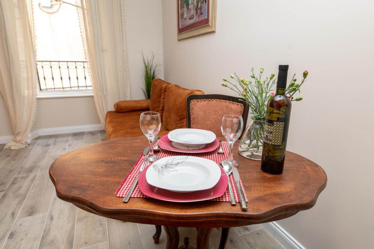 Stanley Helenski - Apartment In Old Town Шибеник Экстерьер фото